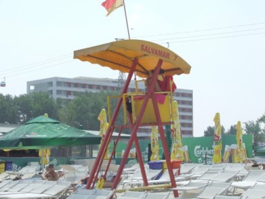 Hotelierii vor să înfiinţeze un serviciu privat de salvamar, iar statul să le deducă cheltuielile